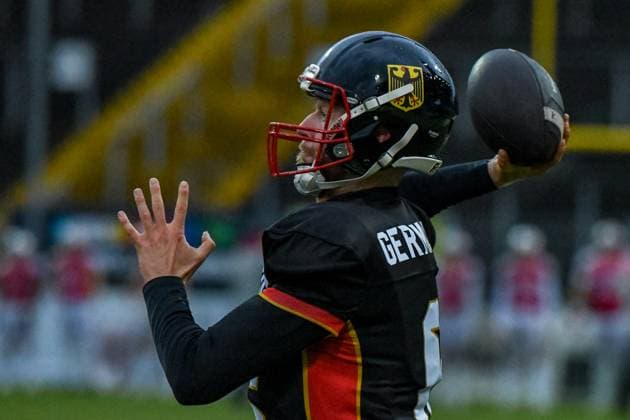 Denis Butz (Team Germany, 96), Team Austria vs Team Germany, American Football, European Championship, EM, Europameisterschaft Semifinal, Season 2025, 25.10.2025, Krefeld Grotenburg Stadion Germany Copyright: xFootxBowl JUSTxSHOTSx