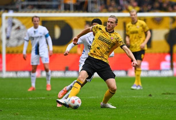 Vinko Sapina Dresden , 25 10 2025, Football, GER, Season 2025 2026, 2 Bundesliga, Zweite Liga, 10 Matchday, Rudolf Harbig Stadion Dresden, SG Dynamo Dresden SC Paderborn 07, DFB AND DFL REGULATIONS PROHIBIT ANY USE OF PHOTOGRAPHS as IMAGE SEQUENCES and or QUASI VIDEO,