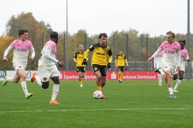 Sunday, 26 10 2025 Season 2025 2026 10 Matchday U19 DFB Youth League at BVB Football Park Hohenbuschei, Dortmund, Germany BV Borussia Dortmund U19 SV Bayer 04 Leverkusen U19 Taycan Macid Etcibasi BVB