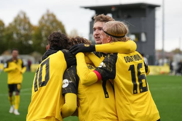 Sunday, 26 10 2025 Season 2025 2026 10 Matchday U19 DFB Youth League at BVB Football Park Hohenbuschei, Dortmund, Germany BV Borussia Dortmund U19 SV Bayer 04 Leverkusen U19 Goal celebration after the 1 0 by Taycan Macid Etcibasi BVB