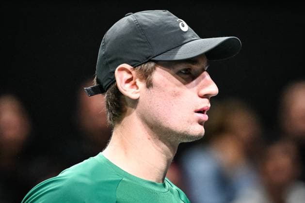 October 26, 2025, Nanterre, France, France: Valentin ROYER of France during the second qualifying day of the Rolex Paris Masters 1000 tennis tournament at Paris La Defense Arena on October 26, 2025 in Nanterre near Paris, France. Nanterre France - ZUMAm308 20251026_zsp_m308_008 Copyright: xMatthieuxMirvillex