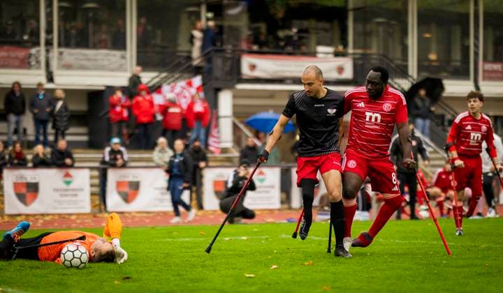 Düsseldorf, Germany 25h Oct 2025 Setonji Ogunbiji F95 Goalkeeper Andreas Lehmann, Moritz Goldschalt BFC Fortuna Düsseldorf BFC Preussen Berlin German Amputee Championship 25 10 2025
