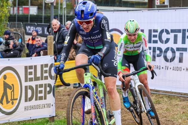 Telenet Superprestige Overijse OVERIJSE, BELGIUM - OCTOBER 26 : Brand Lucinda (NED) of Baloise Glowi Lions, Casasola Sara (ITA) of Crelan - Corendon in action during the Telenet Superprstige Overijse cyclorcross pictured on October 26, 2025 in Overijse, Belgium, 26 10 2025 Overijse Belgium  Copyright: xGbax