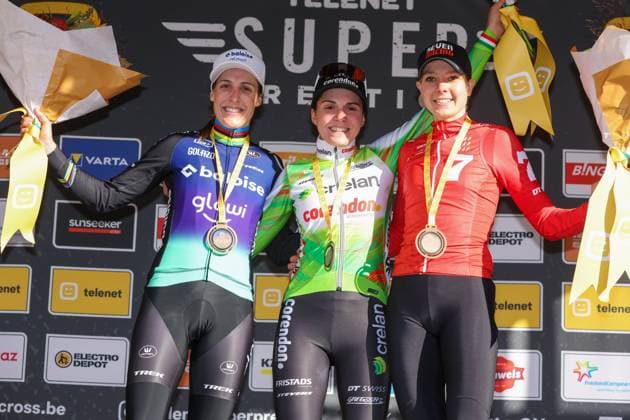 Telenet Superprestige Overijse OVERIJSE, BELGIUM - OCTOBER 26 : Casasola Sara (ITA) of Crelan - Corendo, Brand Lucinda (NED) of Baloise Glowi Lions, Van Alphen Aniek (NED) of Seven Racing on the podium during the Telenet Superprstige Overijse cyclorcross pictured on October 26, 2025 in Overijse, Belgium, 26 10 2025 Overijse Belgium  Copyright: xGbax