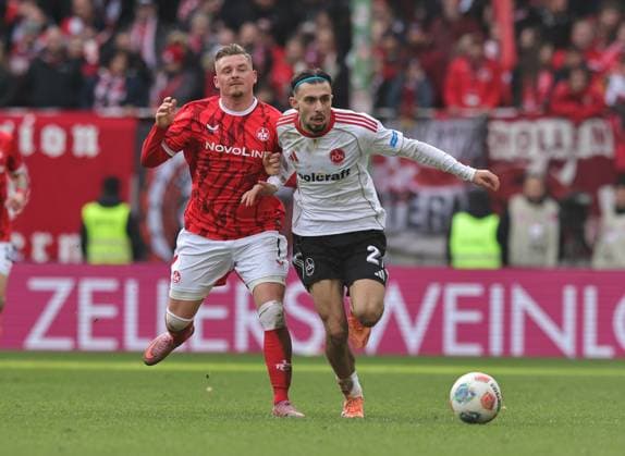 26 10 2025 Soccer Season 2025 2026 2 Soccer Bundesliga 10 Matchday 1 FC Kaiserslautern FCK Lautern Red Devils 1 FC Nuremberg FCN Club Sportfoto Zink DaMa xdaxmax DFL regulations prohibit any use of photographs as image sequences and or quasi video only for editorial use Marlon Ritter 7, 1 FC Kaiserslautern FCK Berkay Yilmaz 21, 1 FC Nuremberg FCN