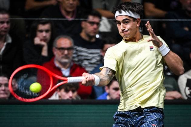 October 26, 2025, Nanterre, France, France: Francisco COMESANA of Argentina during the second qualifying day of the Rolex Paris Masters 1000 tennis tournament at Paris La Defense Arena on October 26, 2025 in Nanterre near Paris, France. Nanterre France - ZUMAm308 20251026_zsp_m308_027 Copyright: xMatthieuxMirvillex