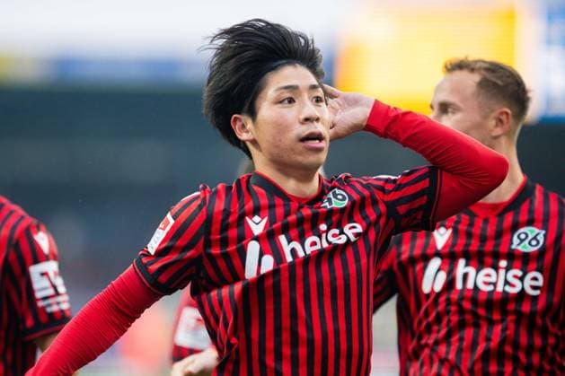 26 10 2025 Soccer, 2025 2026, 2 Bundesliga, 10 Matchday, Eintracht Braunschweig Hannover 96 Daisuke Yokota Hannover cheers after his goal to 0 3 DFL REGULATIONS PROHIBIT ANY USE OF PHOTOGRAPHS AS IMAGE SEQUENCES AND OR QUASI VIDEO