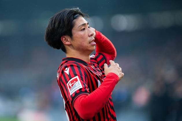 26 10 2025 Soccer, 2025 2026, 2 Bundesliga, 10 Matchday, Eintracht Braunschweig Hannover 96 Daisuke Yokota Hannover cheers after his goal to 0 3 DFL REGULATIONS PROHIBIT ANY USE OF PHOTOGRAPHS AS IMAGE SEQUENCES AND OR QUASI VIDEO
