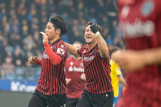 Germany, Soccer, 2 Bundesliga, Matchday 10 2025 2026, Eintracht Braunschweig Hannover 96 on 26 10 in Braunschweig Eintracht Stadion Goal celebration 0 3 by Daisuke Yokota Hannover 96 18 Enzo Leopold Hannover 96 8 Copyright: xSvenxHeidmannx