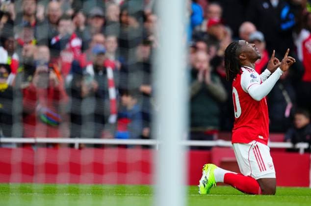 Eberechi Eze of Arsenal celebrates scoring a goal after making it 2-0 Arsenal v Crystal Palace, Premier League, Football, Emirates Stadium, London, UK - 26 Oct 2025London Emirates Stadium United Kingdom EDITORIAL USE ONLY No use with unauthorised audio, video, data, fixture lists, club league logos or live services. Online in-match use limited to 120 images, no video emulation. No use in betting, games or single club league player publications. Copyright: xJavierxGarcia Shutterstockx 15593463l
