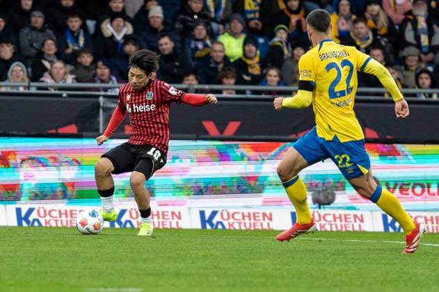 Germany, Soccer, 2 Bundesliga, Matchday 10 2025 2026, Eintracht Braunschweig Hannover 96 on 26 10 in Braunschweig Eintracht Stadion Daisuke Yokota Hannover 96 18 Copyright: xSvenxHeidmannx