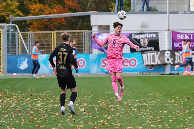 v li Paul Seidel FC Erzgebirge Aue, 37 , Luca Erlein TSG Hoffenheim II, 24 GER, TSG 1899 Hoffenheim II vs FC Erzgebirge Aue, Football, 3 Liga, Matchday 12, Season 2025 2026, 26 10 2025 DFL DFB REGULATIONS PROHIBIT ANY USE OF PHOTOGRAPHS as IMAGE SEQUENCES and or QUASI VIDEO GER,TSG 1899 Hoffenheim II vs FC Erzgebirge Aue, Football, 3 Liga, Matchday 12, Season 2025 2026, 26 10 2025 Hoffenheim Copyright: xEibner-Pressefoto JoergxHirschx EP_JHH