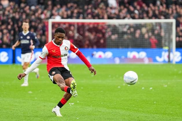 Eredivisie: Feyenoord Rotterdam v PSV Eindhoven Rotterdam - Givairo Read of Feyenoord during the tenth competition round of the 2025 2026 Eredivisie season. The match is set between Feyenoord Rotterdam and PSV Eindhoven at Stadion Feijenoord De Kuip on 26 October 2025 in Rotterdam, The Netherlands. Copyright: xYannickxVerhoevenx