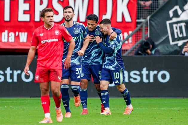 Oscar Gloukh of AFC Ajax celebrates with teammates after scoring his teams second goal FC Twente v AFC Ajax, Eredivisie, FC Twente v AFC Ajax, De Grolsch Veste, October 26, 2025, Enschede, Netherlands.