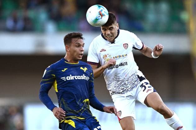 Db Verona 26 10 2025 - campionato di calcio serie A Hellas Verona-Cagliari foto Daniele Buffa Image nella foto: Adam Obert-Giovane Santana 