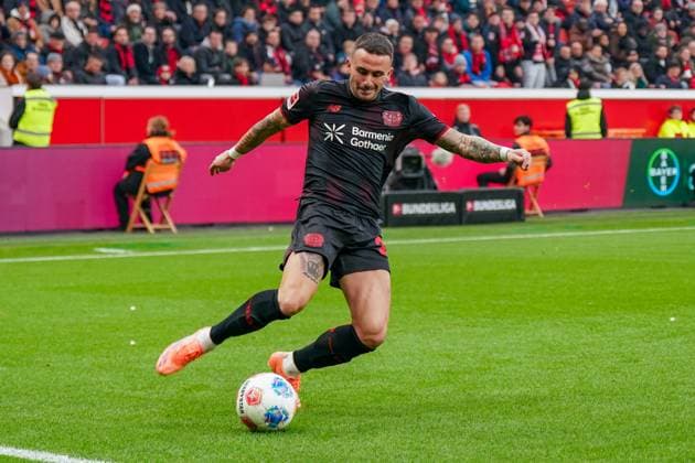 Germany Soccer Bundesliga 2025 26, 8 Matchday Bayer 04 Leverkusen vs SC Freiburg BayArena Leverkusen Aleix Garcia Aleix Garcia Bayer 04 Leverkusen, 24 Leverkusen North Rhine-Westphalia Germany Copyright: xJOERANxSTEINSIEKx