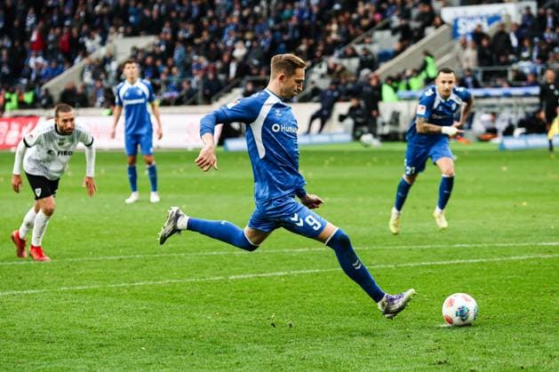 Scorer Maximilian Breunig 1 FC Magdeburg,9 scores from the penalty spot to make it 1 0 2 Soccer Bundesliga Season 2025 2026 1 FC Magdeburg vs Preussen Münster at the Avnet Arena in Magdeburg Action,Soccer,Man,Men,Germany,26 10 2025
