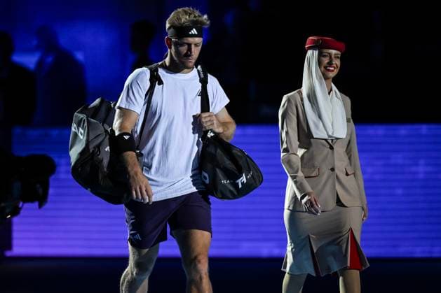 26th October 2025; St. Jakobshalle, Basel, Switzerland; 2025 ATP, Tennis Herren Swiss Indoor Tennis Final Day; Alejandro Davidovich Fokina (ESP) enters the court before the match against Joao Fonseca (BRA) in the final  DavidxEmm