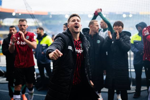 26 10 2025 Soccer, 2025 2026, 2 Bundesliga, 10 Matchday, Eintracht Braunschweig Hannover 96 Enzo Leopold Hannover DFL REGULATIONS PROHIBIT ANY USE OF PHOTOGRAPHS AS IMAGE SEQUENCES AND OR QUASI VIDEO