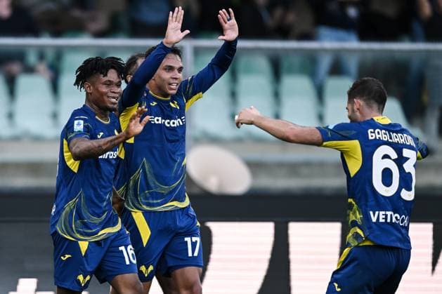 Db Verona 26 10 2025 - campionato di calcio serie A Hellas Verona-Cagliari foto Daniele Buffa Image nella foto: esultanza gol Gift Orban 