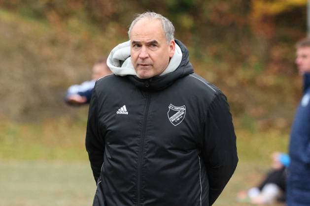 Coach Frank Germann FF Sunday 26 10 2025, Womens Westfalenliga Season 25 26 10 Matchday in Freudenberg, SV Fortuna Freudenberg FC Schalke 04