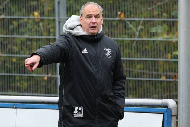 Coach Frank Germann FF Sunday 26 10 2025, Womens Westfalenliga Season 25 26 10 Matchday in Freudenberg, SV Fortuna Freudenberg FC Schalke 04