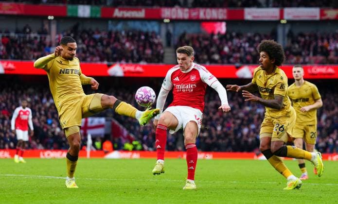 Maxence Lacroix of Crystal Palace clears under pressure from Viktor Gyokeres of Arsenal as Chris Richards looks on Arsenal v Crystal Palace, Premier League, Football, Emirates Stadium, London, UK - 26 Oct 2025London Emirates Stadium United Kingdom EDITORIAL USE ONLY No use with unauthorised audio, video, data, fixture lists, club league logos or live services. Online in-match use limited to 120 images, no video emulation. No use in betting, games or single club league player publications. Copyright: xJavierxGarcia Shutterstockx 15593463ac