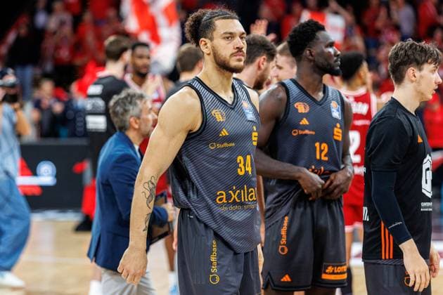 Gavin Schilling Niners Chemnitz, 34 , single image, single photo, portrait, portrait, disappointed, disappointment, negative emotions, negative emotion, end of game, BMA365 Bamberg Baskets vs Niners Chemnitz, Basketball, easyCredit BBL, 5 Matchday, 26 10 2025 BMA365 Bamberg Baskets vs Niners Chemnitz, Basketball, easyCredit BBL, 5 Matchday, 26 10 2025 Bamberg Copyright: xEibner-Pressefoto G.xSantemizx EP_EER