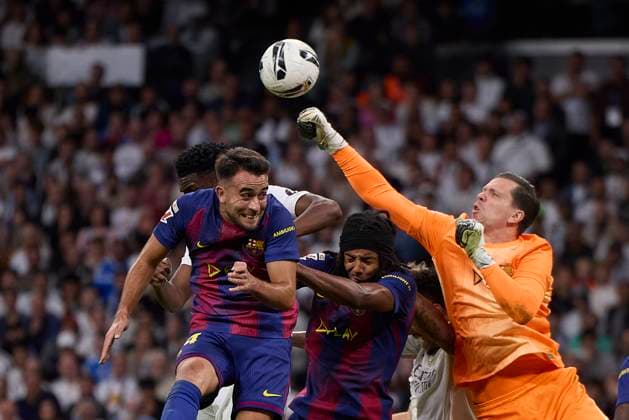Aurelien Tchouameni (Real Madrid CF) and Wojciech Szczesny FC Barcelona, Barca battle for the ball during the LaLiga EA Sports match between Real Madrid v FC Barcelona at Santiago BernabÃ u on October 26, 2025 in Madrid, Spain. (Photo by Manu Reino DeFodi Images) Aurelien Tchouameni Real Madrid CF and Wojciech Szczesny FC Barcelona battle for the ball during the LaLiga EA Sports match between Real Madrid v FC Barcelona at Santiago BernabÃ u on October 26, 2025 in Madrid, Spain Photo by Manu Reino DeFodi Images