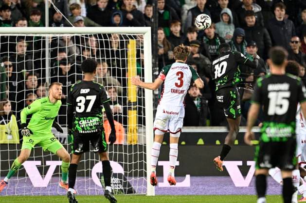 Cercle Brugge v SV Zulte Waregem - Jupiler Pro League BRUGGE, BELGIUM - OCTOBER 26 : Diakite Oumar forward of Cercle Brugge celebrates after scoring during the Jupiler Pro League match between Cercle Brugge and SV Zulte Waregem on October 26, 2025 in Brugge, Belgium, 26 10 2025 Brugge Belgium  Copyright: xJanxDexMeuleneirx