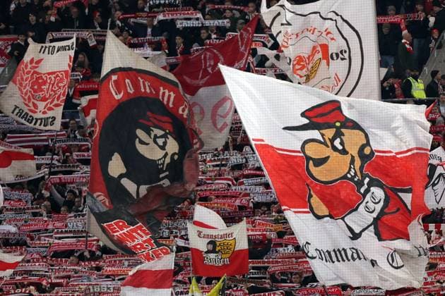 26 10 2025, xrekx, Soccer 1 Bundesliga, VfB Stuttgart 1 FSV Mainz 05 v l VfB Fans ,Atmosphere, Scarves, Shirt, Flag, Banner, Ultras, Spectators, Visitors, Choreo, Choreography, atmosphere, spectators, Visitors DFL DFB REGULATIONS PROHIBIT ANY USE OF PHOTOGRAPHS as IMAGE SEQUENCES and or QUASI VIDEO Stuttgart