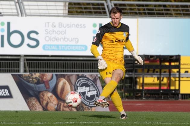 GER, Soccer, RLN, VfB Oldenburg vs Bremer SV 26 10 2025, Marschwegstadion, Oldenburg, GER, RLN, VfB Oldenburg vs Bremer SV, DFL regulations prohibit any use of photographs as image sequences and or quasi video, im Bild Pascal MANITZ Bremer SV 1 Einzelaktion, Ganzkörper Ganzkoerper nordphotoxgmbhx xRojahn nph00310