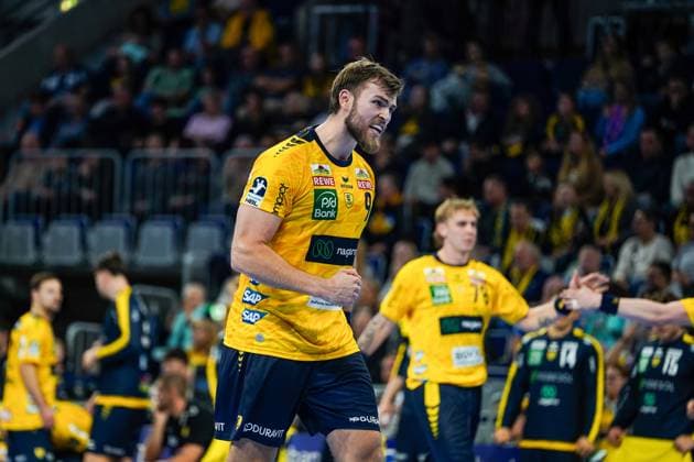 26 10 2025, xdaymx, Handball Daikin HBL, Rhein Neckar Loewen TVB Stuttgart v l Jubel Steven Lucnar Jacobsen RNL Mannheim