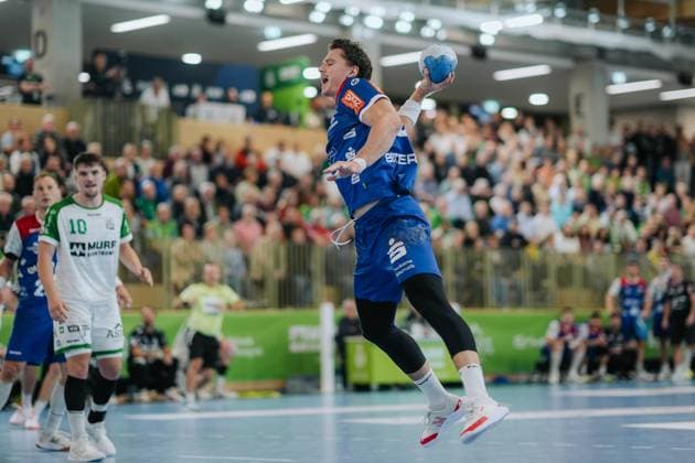Mex Raguse HBW Balingen Weilstetten, 06 comes free to throw, HC Oppenweiler Backnang vs HBW Balingen Weilstetten, Handball, 2 Bundesliga, Matchday 9, Season 2025 2026, 26 10 2025, HC Oppenweiler Backnang vs HBW Balingen Weilstetten, Handball, 2 Bundesliga, Matchday 9, Season 2025 2026, 26 10 2025 Backnang Copyright: xEibner-Pressefoto LarsxNeumannx EP_LNN
