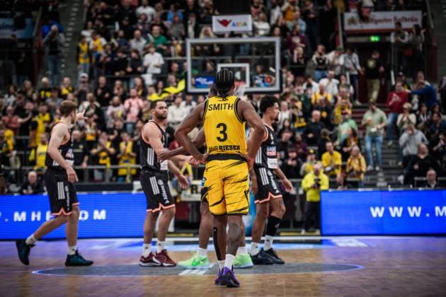 Stefan Smith MHP RIESEN Ludwigsburg, 03 GER, MHP Riesen Ludwigsburg vs ratiopharm Ulm, easycredit BBL, Basketball, Bundesliga, Matchday 5, Season 2025 2026, 26 10 2025 GER, MHP Riesen Ludwigsburg vs ratiopharm Ulm, easycredit BBL, Basketball, Bundesliga, Matchday 5, Season 2025 2026, 26 10 2025 Ludwigsburg Copyright: xSandyxDinkelackerx EP_SDR