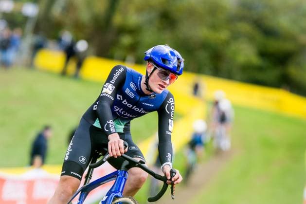 Belgian Mats Vanden Eynde pictured in action during the men s elite race of the Superprestige race of Overijse, stage 2 (out of 8) in the Superprestige cyclocross competition, in Overijse, Sunday 26 October 2025. JASPERxJACOBS  x138022606x