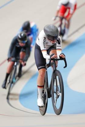 2025 Tissot UCI Track World Championships Picture by Alex Whitehead SWpix.com - 26 10 2025 - Cycling - 2025 Tissot UCI Track World Championships - Velodromo PenalolÃ n, Santiago, Chile - Women s Points Race - Lea Lin Teutenberg (Germany) Copyright: x xSWpix.comx(t axPhotographyxHubxLtd)xAlexxWhitehead SWpix.comx SWP-3030-11803