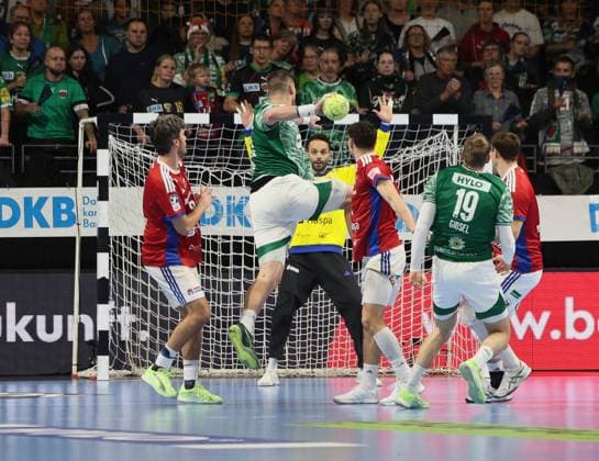 GER HBL Season 2025 2026 FÜCHSE Berlin vs HSV Hamburg, 26 10 25, Max Schmeling Halle, Berlin, Jacob LASSEN HSV Hamburg 9 , Mijajlo MARSENIC Füchse Berlin 93 , Mohamed EL TAYAR HSV Hamburg 12 , Mathias GIDSEL Füchse Berlin 19 , Andreas MAGAARD HSV Hamburg 4
