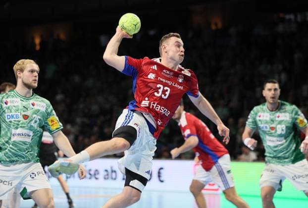GER HBL Season 2025 2026 FÜCHSE Berlin vs HSV Hamburg, 26 10 25, Max Schmeling Halle, Berlin, Matthes LANGHOFF Füchse Berlin 25 , h330, Mijajlo MARSENIC Füchse Berlin 93