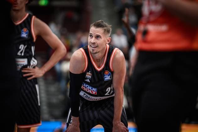 Thomas Klepeisz ratiopharm Ulm, 22 GER, MHP Riesen Ludwigsburg vs ratiopharm Ulm, easycredit BBL, Basketball, Bundesliga, Matchday 5, Season 2025 2026, 26 10 2025 GER, MHP Riesen Ludwigsburg vs ratiopharm Ulm, easycredit BBL, Basketball, Bundesliga, Matchday 5, Season 2025 2026, 26 10 2025 Ludwigsburg Copyright: xSandyxDinkelackerx EP_SDR
