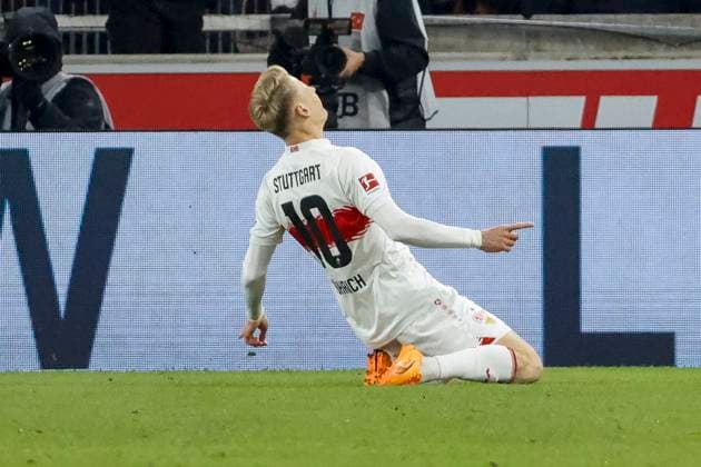 Goal celebration VfB Stuttgart at 1 1 by Chris Führich, Fuhrich VfB Stuttgart, 10 , Germany, Soccer, 1 Bundesliga, 8 Matchday, 2025 2026, VfB Stuttgart vs 1 FSV Mainz 05, 26 10 2025, MHP Arena, Stuttgart, Germany Stuttgart MHP Arena Baden Württemberg Germany Copyright: xGrantxHubbsx