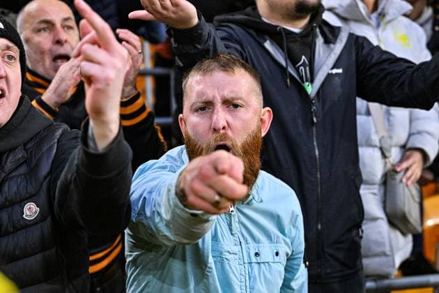26th October 2025; Molineux Stadium, Wolverhampton, West Midlands, England; Premier League Football, Wolverhampton Wanderers versus Burnley; Angry Wolverhampton Wanderers fans express their displeasure at the performance of their team after the final whistle  GodfreyxPitt