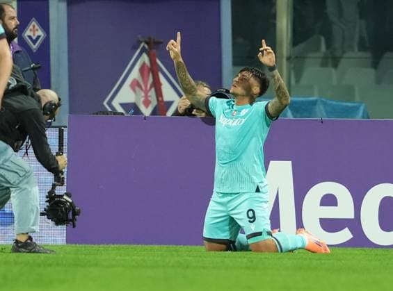 October 26, 2025, Florence, Italy: Bologna s forward Santiago Castro celebrate after scoring a goal during the Italian serie A soccer match ACF Fiorentina vs Bologna FC at Artemio Franchi Stadium in Florence, Italy, 26 October 2025.ANSA CLAUDIO GIOVANNINI. ACF Fiorentina Vs Bologna FC  - ZUMAa110 20251026_zaf_a110_042 Copyright: xClaudioxGiovanninix