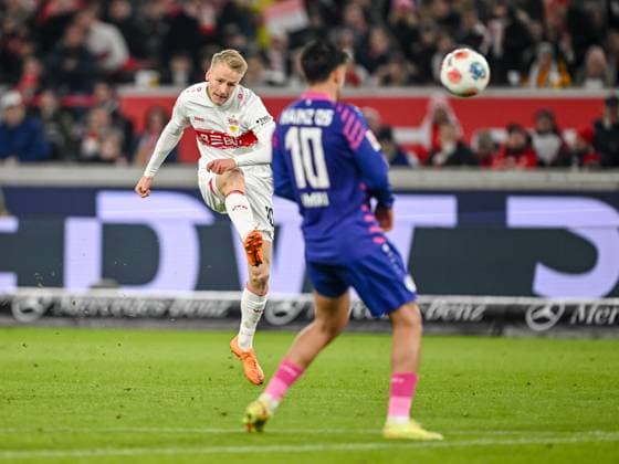 Chris Führich (VfB Stuttgart) Torschuss zum 1:1 waehrend des Spiels der 1. Bundesliga zwischen VfB Stuttgart und 1. FSV Mainz 05, MHPArena Stuttgart am 26. October 2025 in Stuttgart, Deutschland. (Foto von Harry Langer DeFodi Images) +++ Chris Führich (VfB Stuttgart) scores his team s first goal during the Bundesliga match between VfB Stuttgart and 1. FSV Mainz 05 at MHPArena Stuttgart on October 26, 2025 in Stuttgart, Germany. (Photo by Harry Langer DeFodi Images) DFL regulations prohibit any use of photographs as image sequences and or quasi-video. (Photo by Harry Langer DeFodi Images) DFL regulations prohibit any use of photographs as image sequences and or quasi-video. Chris Führich VfB Stuttgart scores his team s first goal during the Bundesliga match between VfB Stuttgart and 1 FSV Mainz 05, MHPArena Stuttgart on October 26, 2025 in Stuttgart, Germany Photo by Harry Langer DeFodi Images Chris Führich VfB Stuttgart scores his team s first goal during the Bundesliga match between VfB Stuttgart and 1 FSV Mainz 05 at MHPArena Stuttgart on October 26, 2025 in Stuttgart, Germany Photo by Harry Langer DeFodi Images DFL regulations prohibit any use of photographs as image sequences and or quasi video Photo by Harry Langer DeFodi Images DFL regulations prohibit any use of photographs as image sequences and or quasi video