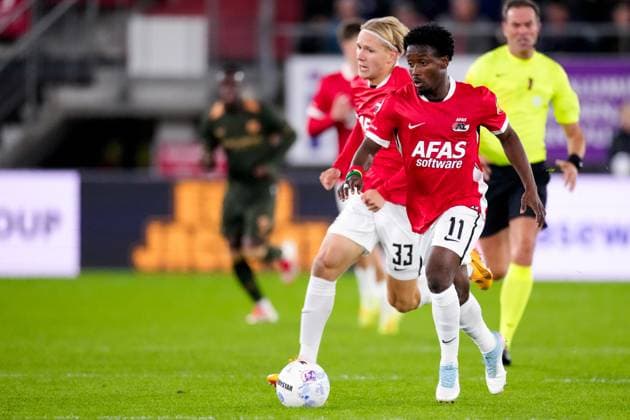 2025-10-26 AZ Alkmaar v FC Utrecht - Dutch Eredivisie ALKMAAR, NETHERLANDS - OCTOBER 26: Ibrahim Sadiq of AZ Alkmaar runs with the ball during the Dutch Eredivisie match between AZ Alkmaar and FC Utrecht at AFAS Stadion on October 26, 2025 in Alkmaar, Netherlands. Alkmaar AFAS Stadion Netherlands Content not available for redistribution in The Netherlands directly or indirectly through any third parties. Copyright: xEdxvanxdexPolx