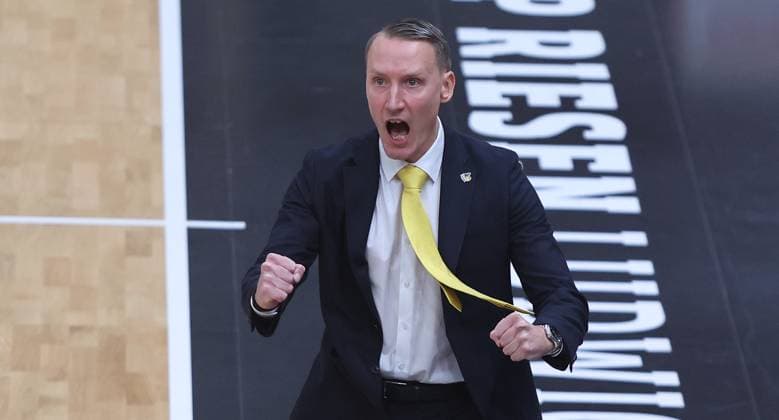 Ludwigsburg , easyCredit Basketball Bundesliga MHP Riesen Ludwigsburg vs ratiopharm Ulm , Coach Mikko Riipinen Riesen