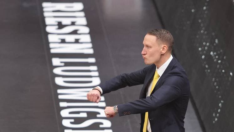 Ludwigsburg , easyCredit Basketball Bundesliga MHP Riesen Ludwigsburg vs ratiopharm Ulm , Coach Mikko Riipinen Riesen