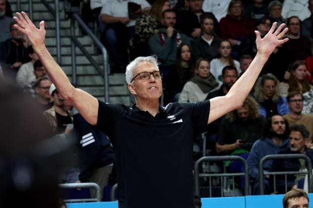 DEU, easyCredit BBL, ALBA vs Bayern Muenchen, 26 10 2025, Uber Arena, Berlin, DEU, easyCredit BBL, ALBA vs Bayern Muenchen, in the picture Head Coach Gordon Herbert FC Bayern Muenchen nordphotoxGmbHx xEngler nph00076