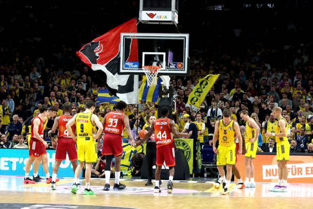 DEU, easyCredit BBL, ALBA vs Bayern Muenchen, 26 10 2025, Uber Arena, Berlin, DEU, easyCredit BBL, ALBA vs Bayern Muenchen, in the picture free throw by Kamar Baldwin FC Bayern Muenchen 44 nordphotoxGmbHx xEngler nph00076