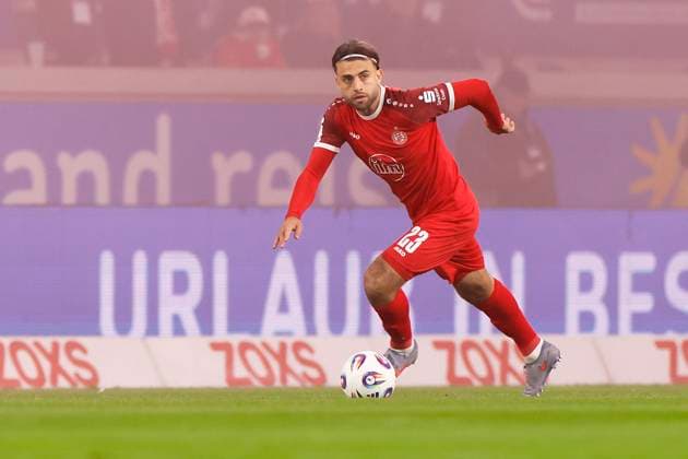 Soccer 3 Liga, Matchday 12, Season 2025 2026, MSV Duisburg Rot Weiss Essen on 26 10 2025 at the Schauinsland Reisen Arena in Duisburg Jose Enrique Rios Alonso Rot Weiss Essen